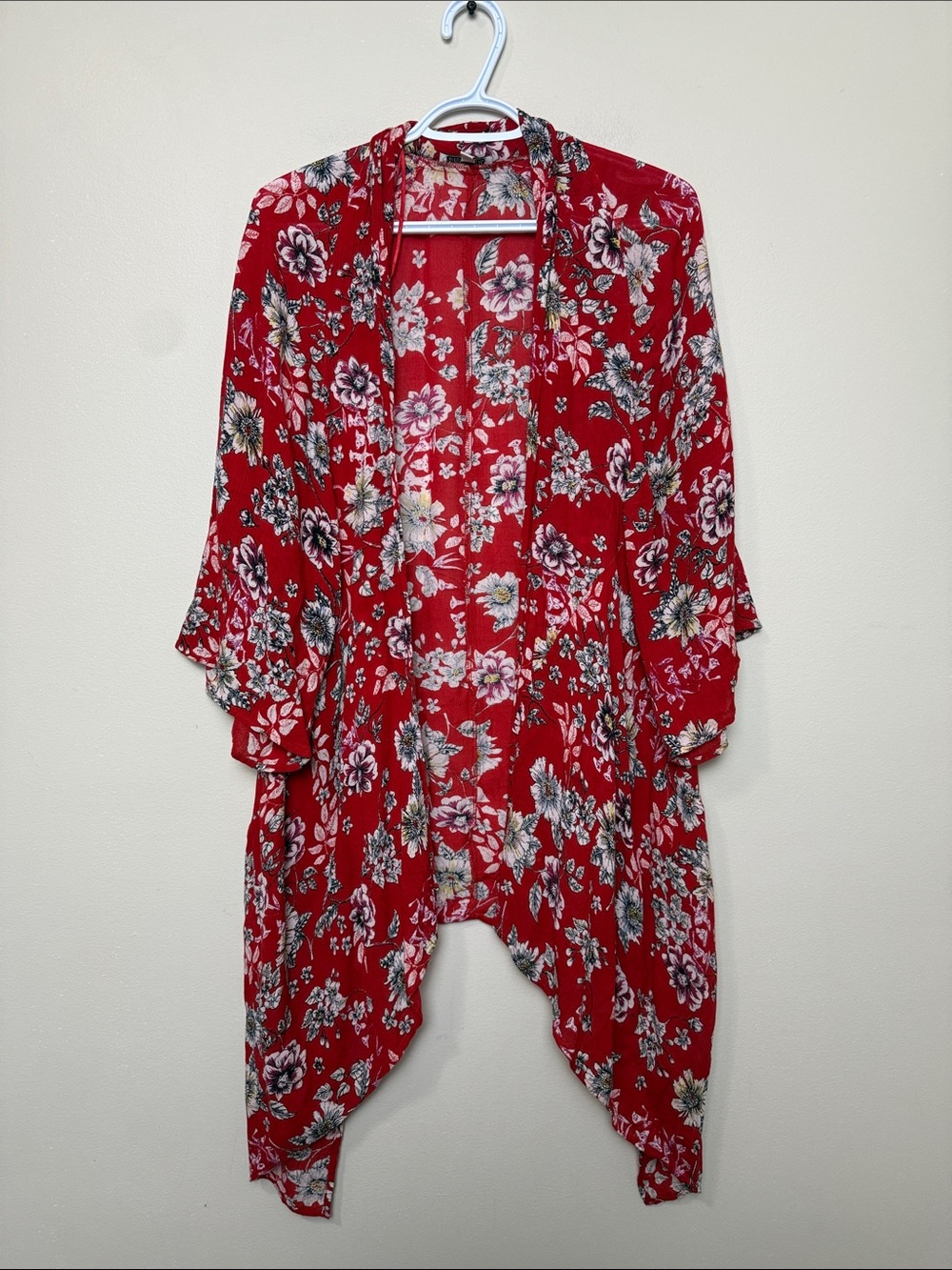 Patrons of Peace Red Floral Open-Front Kimono size M